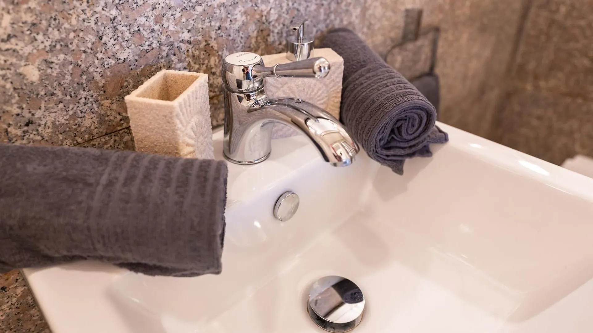 Apartment Premium Suites Vienna - Schoenlaterngasse Austria